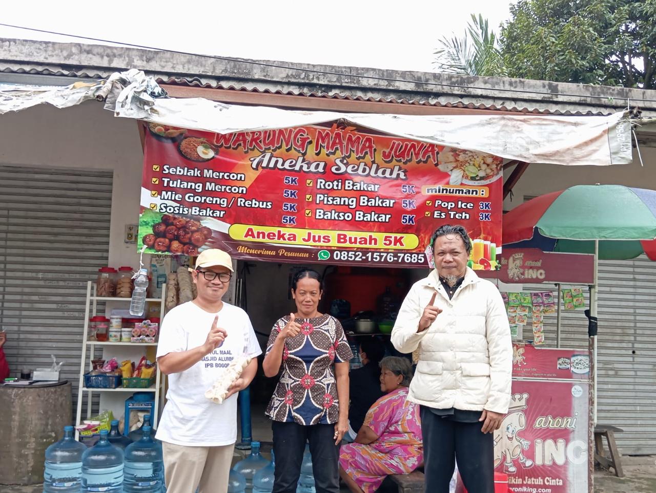 Dari Lapak Sederhana, Tumbuh Harapan Keluarga